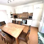 Wohnzeit-koeln Holiday home *