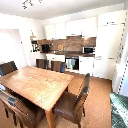 Wohnzeit-koeln בית נופש *