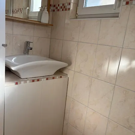 Wohnzeit-koeln * קלן