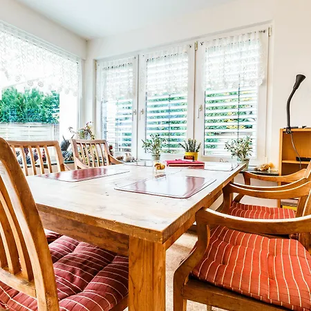 芳宅度假屋 - 度假居 *